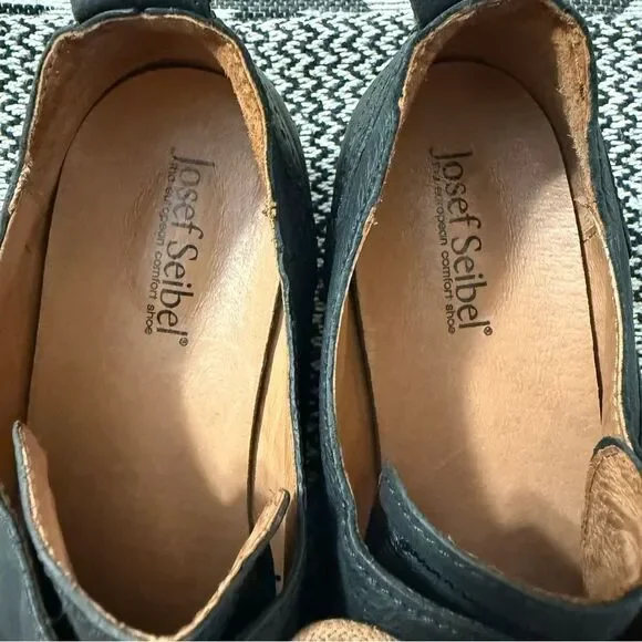 Josef Seibel Sienna 89 Oxford Black w/(brown shoelaces)Shoes - Picture 2 of 8